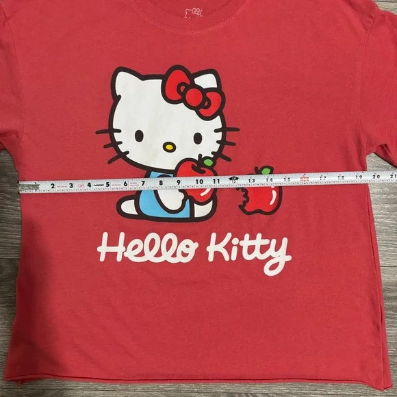Sanrio Hello Kitty Red Graphic T-Shirt XL Apple Raw Hem Boxy Tee Womens 2024 Y2K - Picture 4 of 8